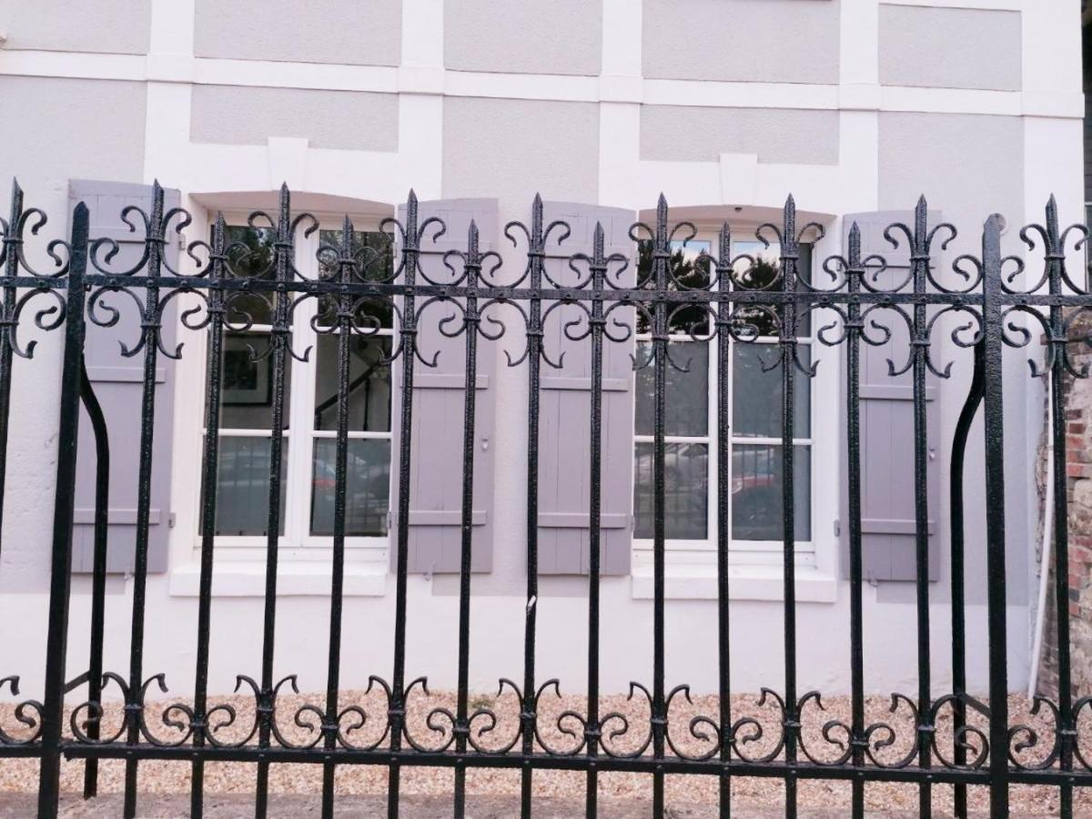 Le 2 Pieces Avec Parking Prive Apartment องเฟลอร์ ภายนอก รูปภาพ