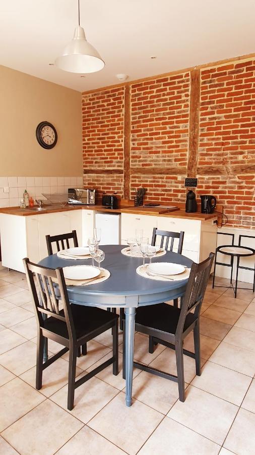 Le 2 Pieces Avec Parking Prive Apartment องเฟลอร์ ภายนอก รูปภาพ
